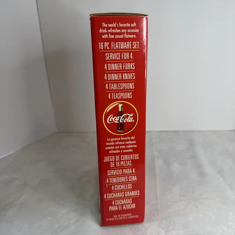Coca-Cola 16 Piece Flatware Set‎ Coke Bottle Contour Pattern by Gibson 1997 NEW
